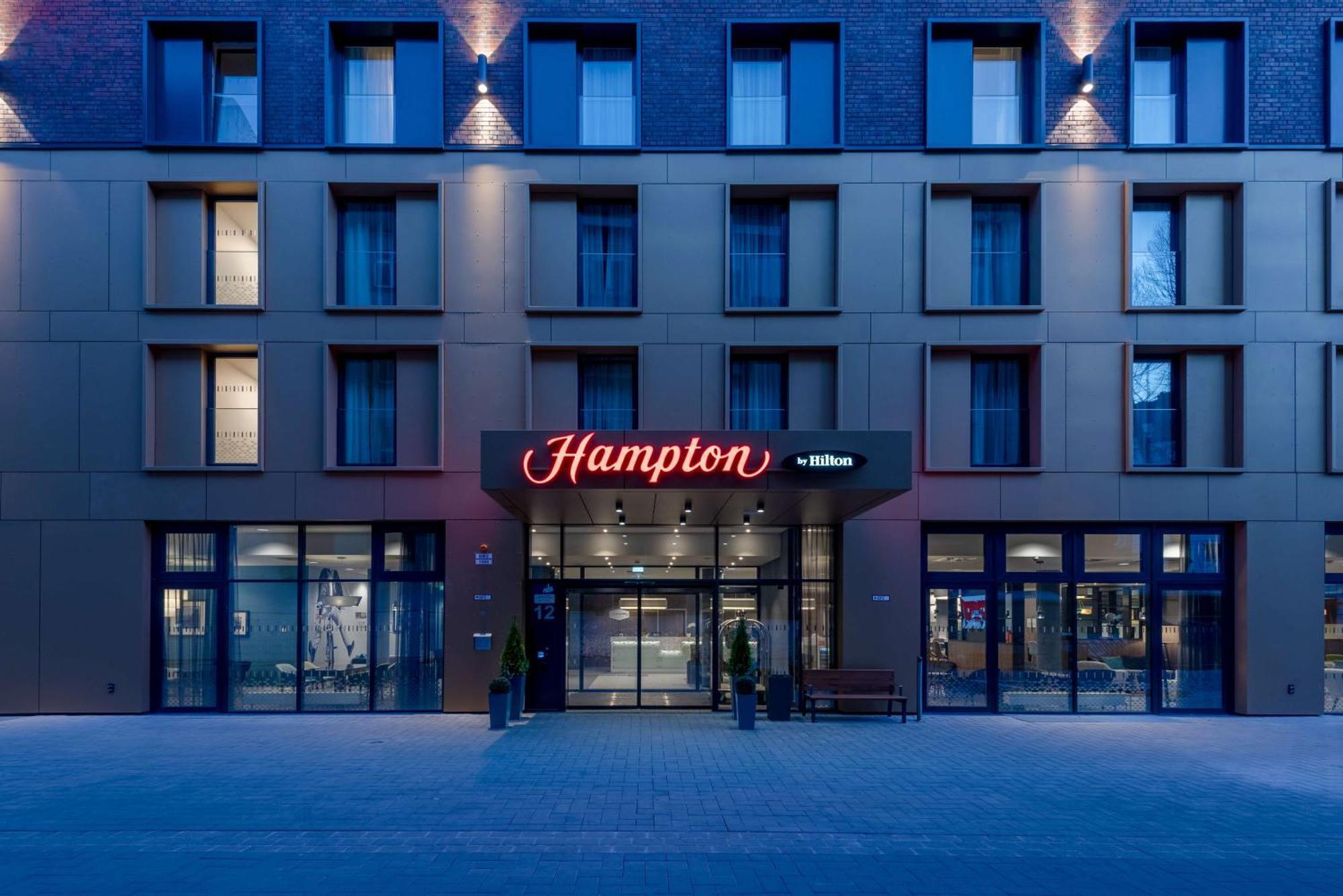 Hampton By Hilton Dusseldorf City Centre Dış mekan fotoğraf